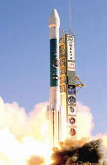 나브스타 위성항법장치가 탑재된 미국의 군사위성 델타2 로켓.