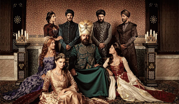 오스만제국 전성기를 다룬 터키의 역사 드라마 ‘위대한 세기’의 홍보 포스터.