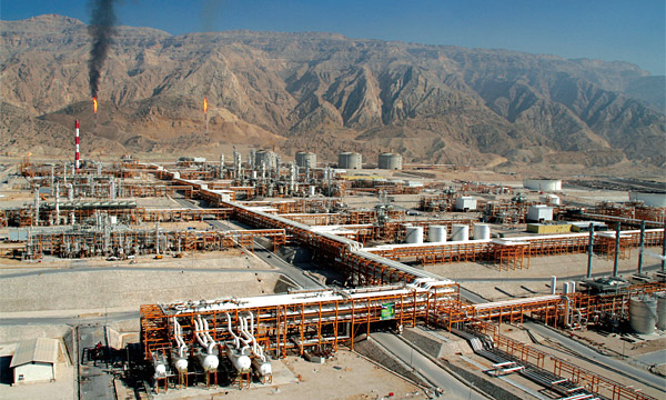 GS건설이 2010년에 이란 아살루에에 건설한 사우스파 가스전 개발 9~10단계 플랜트.