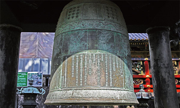 1643년에 파견된 제5회 통신사가 닛코 도쇼구에 기증한 조선종. 이승연