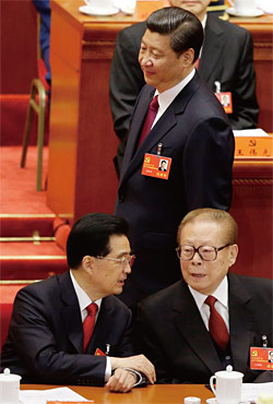 시진핑 중국공산당 총서기 겸 국가주석(위)과 전임자인 후진타오·장쩌민(오른쪽). ⓒphoto 로이터·연합