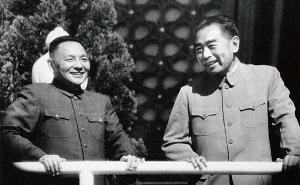 덩샤오핑과 저우언라이(오른쪽) ⓒphoto 바이두