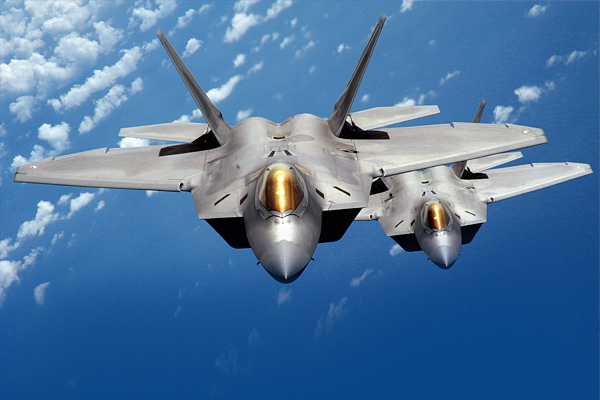 세계 최고의 스텔스 전투기인 F-22 랩터. 미국의 제한적 선제타격에 사용될 가능성이 높다. ⓒphoto 로이터·뉴시스