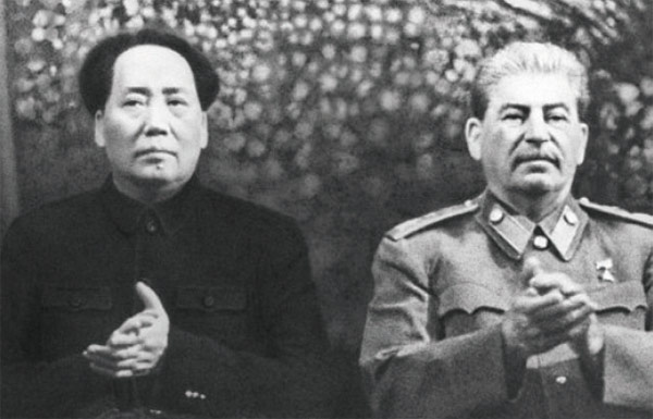 마오쩌둥과 스탈린(오른쪽).