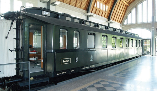레닌이 탔던 열차. 독일철도아카데미에 전시되어 있다.