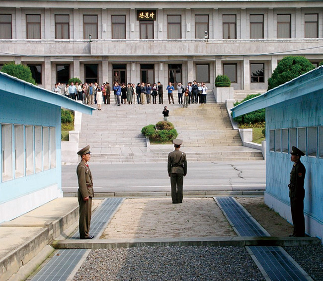 한국 쪽에서 본 판문점 북한 지역. ⓒphoto 위키피디아