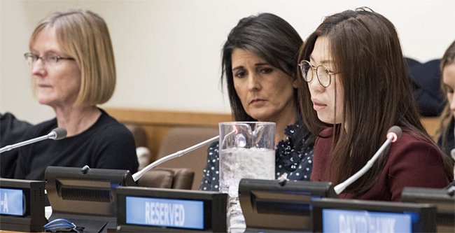탈북자 지현아씨가 지난해 12월 11일 유엔에서 중국에서의 탈북자 인신매매와 강제북송 과정을 증언하고 있다. ⓒphoto 유엔
