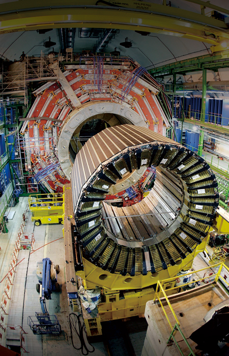 스위스 제네바 지하에 있는 대형강입자충돌기(LHC) 내부. ⓒphoto CERN