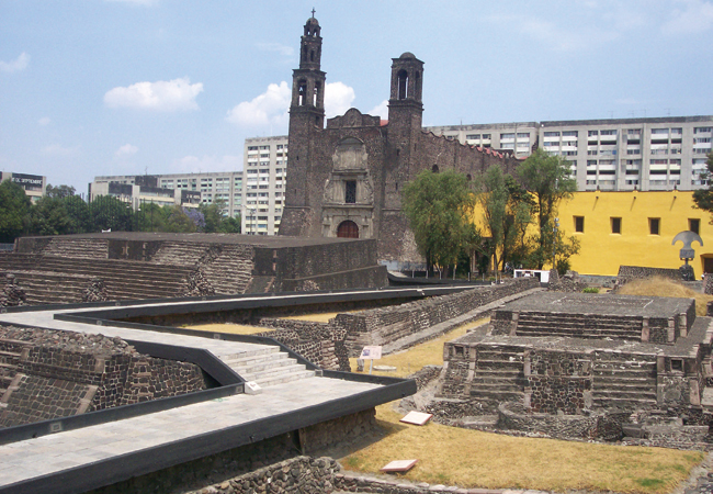 멕시코 삼문화광장