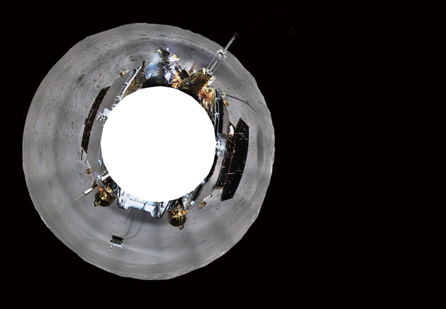 중국 국가항천국은 지난 1월 11일 세계 최초로 달 뒷면에 착륙한 탐사기 창어 4호가 주변 전경을 360도 파노라마 방식으로 촬영한 사진을 지구로 송신했다고 발표했다. ⓒphoto 뉴시스