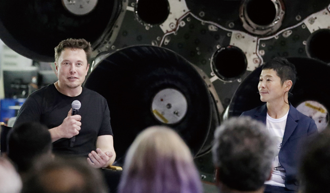 미국의 민간 우주기업 스페이스X 창업자 엘론 머스크(왼쪽). ⓒphoto 뉴시스