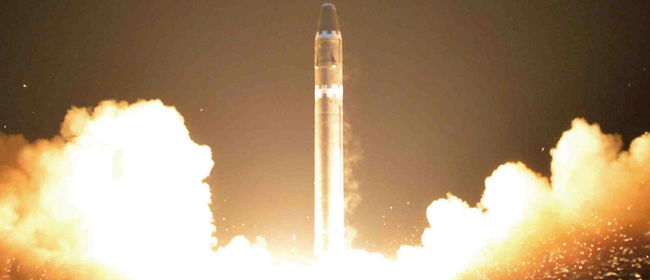 북한이 2017년 11월 29일 동창리 미사일 기지에서 화성-15형을 발사하고 있다. ⓒphoto KCTV