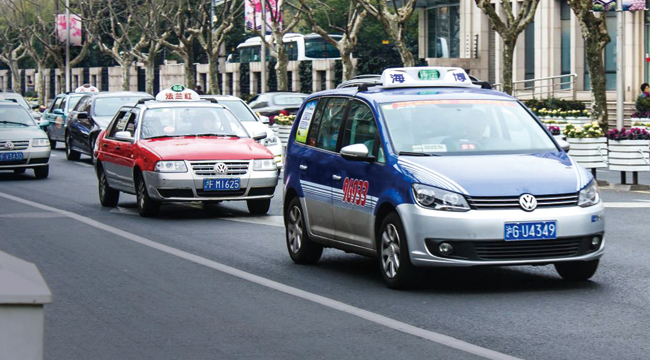 상하이 택시 기본요금은 14위안(왼쪽), 16위안(오른쪽)으로 차종에 따라 각각 다르다. ⓒphoto 바이두