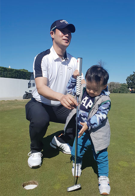 두 살 아들의 아빠 김대현이 4월부터 KPGA 투어에 복귀한다.