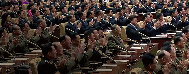 작년 4월 11일 평양 만수대의사당에서 열린 최고인민회의 13기 제6차 회의. ⓒphoto 뉴시스·조선중앙TV 캡처