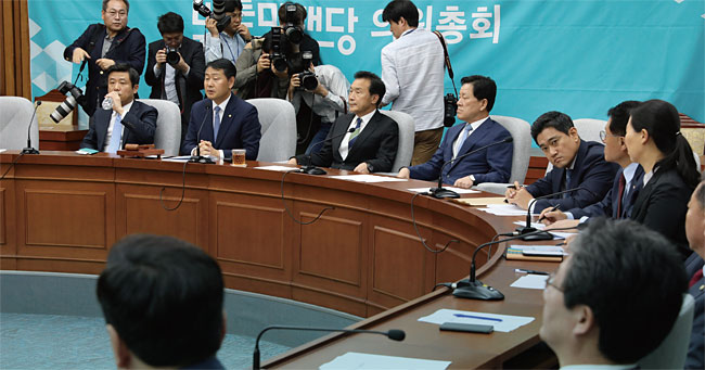 지난 4월 23일 서울 여의도 국회에서 열린 바른미래당 의원총회. ⓒphoto 뉴시스