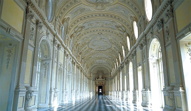 토리노 베나리아 궁전