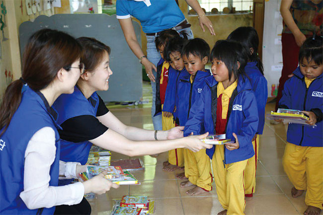 효성은 지난해 8월부터 베트남 사업장 인근 지역 어린이들을 후원하고 있다. ⓒphoto 효성