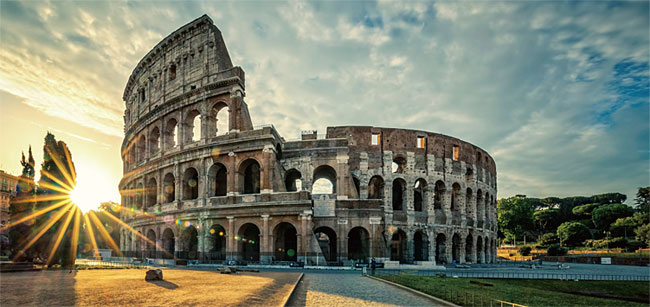 로마의 상징인 콜로세움. ⓒphoto 셔터스톡