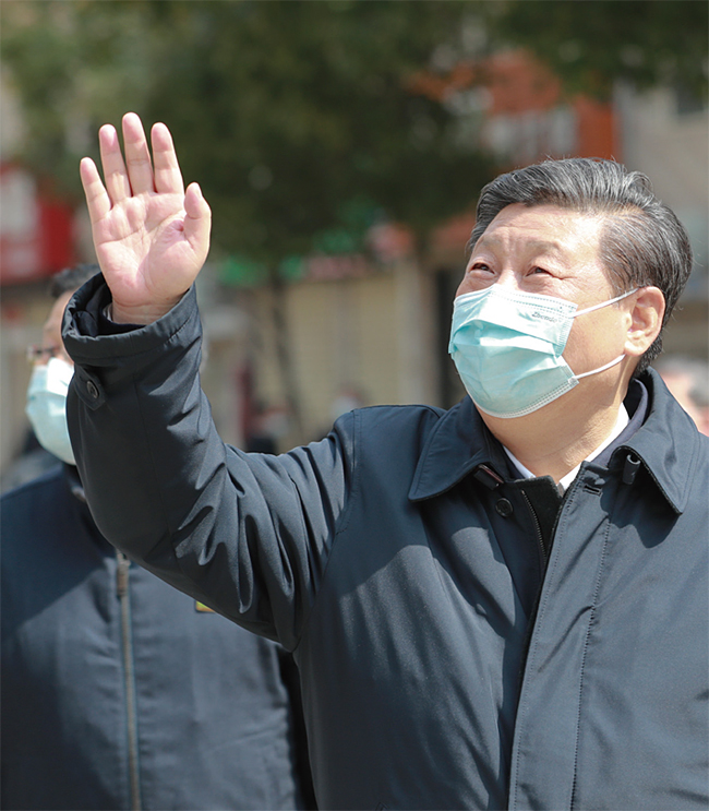 지난 3월 10일 중국 후베이성 우한을 방문한 시진핑 중국공산당 총서기 겸 국가주석. ⓒphoto 신화·뉴시스