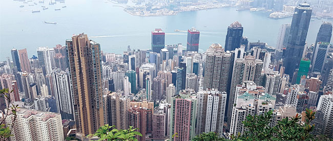 홍콩 빅토리아파크에서 내려다본 홍콩의 아파트촌. ⓒphoto 뉴시스