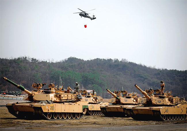 주한미군의 순환배치 기갑여단이 탱크 기동훈련을 실시하고 있다. ⓒphoto US Army
