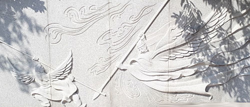 수로왕과 석탈해의 대결을 묘사한 현대 벽 부조. 김해시 가야의 거리 소재. 사진 출처: 경남도청 홈페이지