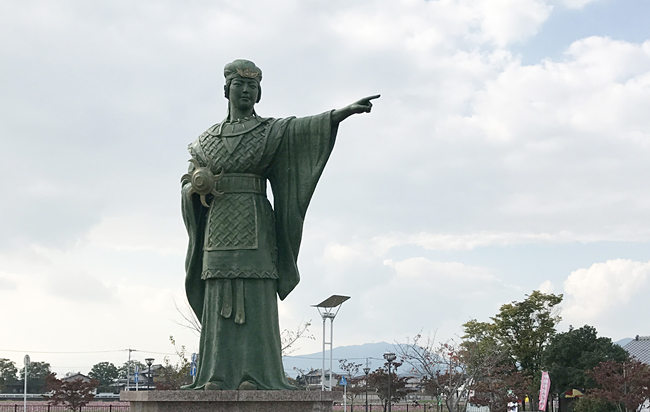 가락국과 야쓰시로에서 발견된 또 하나의 닮은 꼴 ‘묘켄’ 묘견보살 묘켄 보살