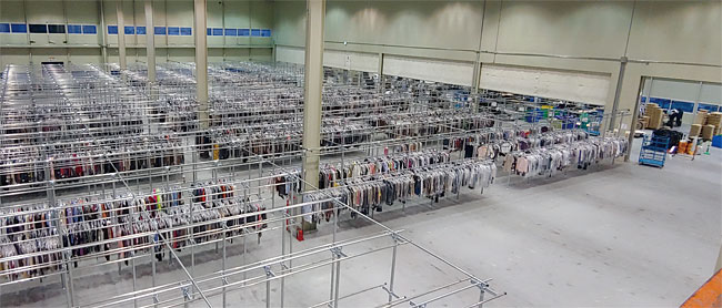경기도 광주시에 있는 클로젯셰어의 물류센터. 15만벌의 옷을 수용할 수 있다. ⓒphoto 클로젯셰어