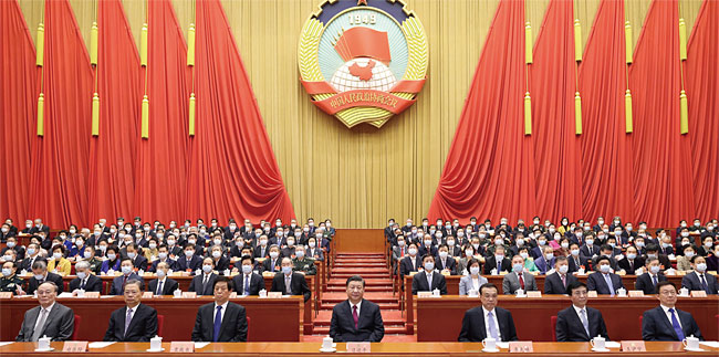 지난 3월 10일 열린 전국인민정치협상회의에 참석한 시진핑 중국 국가주석(가운데). ⓒphoto 뉴시스