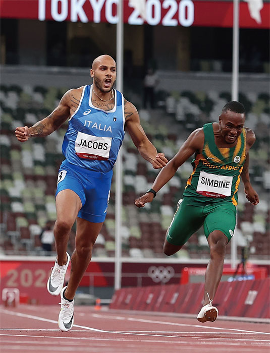 도쿄올림픽 남자 100m 금메달리스트인 이탈리아의 마르셀 제이콥스(왼쪽). ⓒphoto 뉴시스