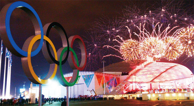 푸틴 정부는 2014년 개최한 소치 올림픽을 통해 ‘강한 러시아’를 선전하려 했지만 여기에는 61조원에 달하는 막대한 재원이 사용됐다. ⓒphoto 뉴시스