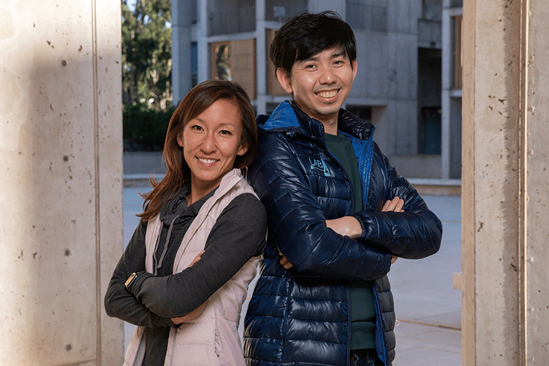 Kay Tai (left) and Hao Li of the Salk Institute have discovered neurotransmitters that assign positive or negative emotions.  photo Salk Lab