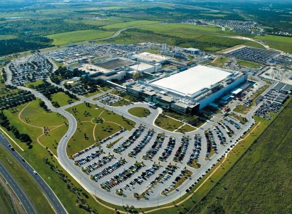 미국 텍사스주 오스틴시에 있는 삼성전자의 반도체 공장 전경. photo 삼성전자