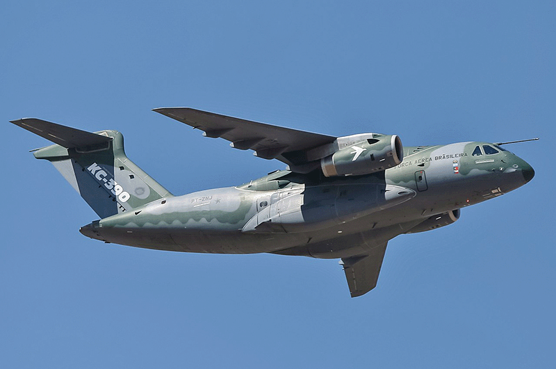 A aeronave de transporte brasileira Embraer KC-390 participou do segundo grande projeto de aeronave de transporte da Força Aérea Coreana.  Ele também tem uma função de reabastecimento aéreo.  Foto Embraer