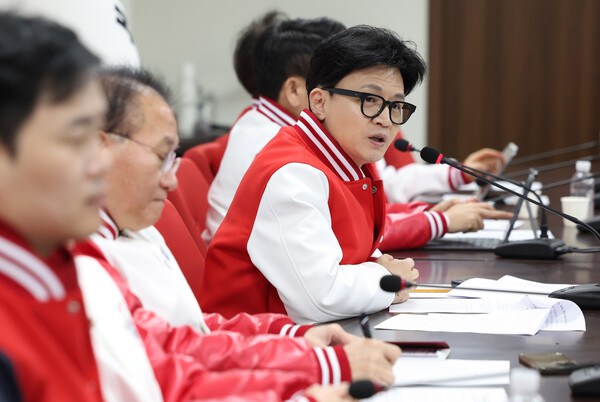 한동훈 국민의힘 비상대책위원장이 11일 오전 서울 여의도 국민의힘 당사에서 열린 비상대책위원회의에서 발언하고 있다. photo 뉴시스