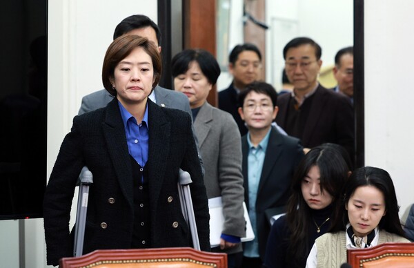 최고위원에 복귀한 고민정 더불어민주당 의원이 11일 오전 서울 여의도 국회에서 열린 최고위원회의에 참석하고 있다.  photo 뉴시스
