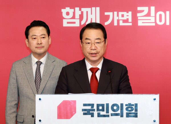 정영환 국민의힘 공천관리위원장이 지난 2월 29일 오전 서울 영등포구 국민의힘 중앙당사에서 공천관리위원회 제14차 회의 결과 발표를 하고 있다. photo 뉴시스