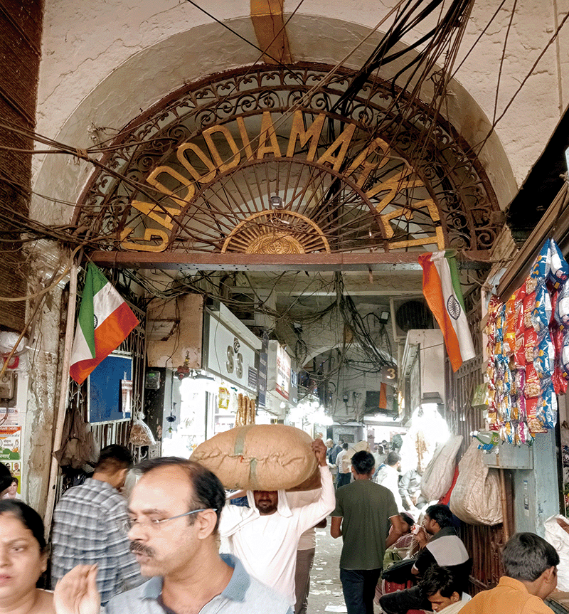 인도에서 가장 오래된 도매시장인 뉴델리 찬드니초크. photo 유민호