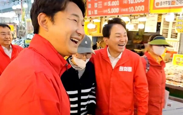 원희룡 전 후보와 선거운동을 함께 하고 있는 전 국가대표 축구선수 이천수. photo 원 전 후보 페이스북 발췌