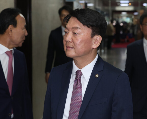 안철수 국민의힘 의원이 지난 15일 서울 여의도 국회에서 열린 4선 이상 국회의원 당선인 간담회에 참석하고 있다. photo 뉴시스