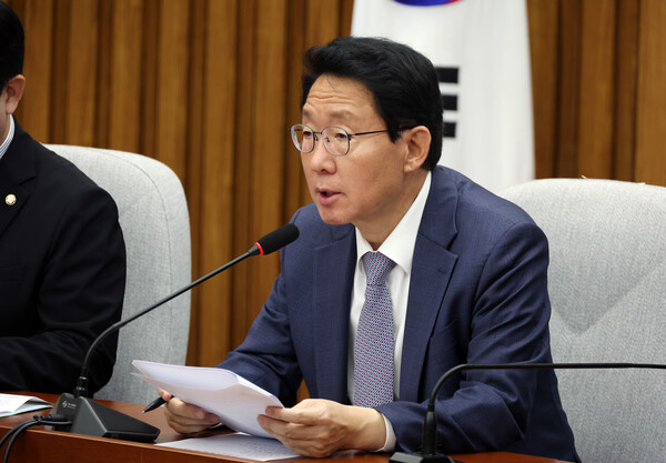 김상훈 국민의힘 정책위의장이 25일 서울 여의도 국회에서 열린 국정감사 대책회의에서 발언하고 있다. photo 뉴시스