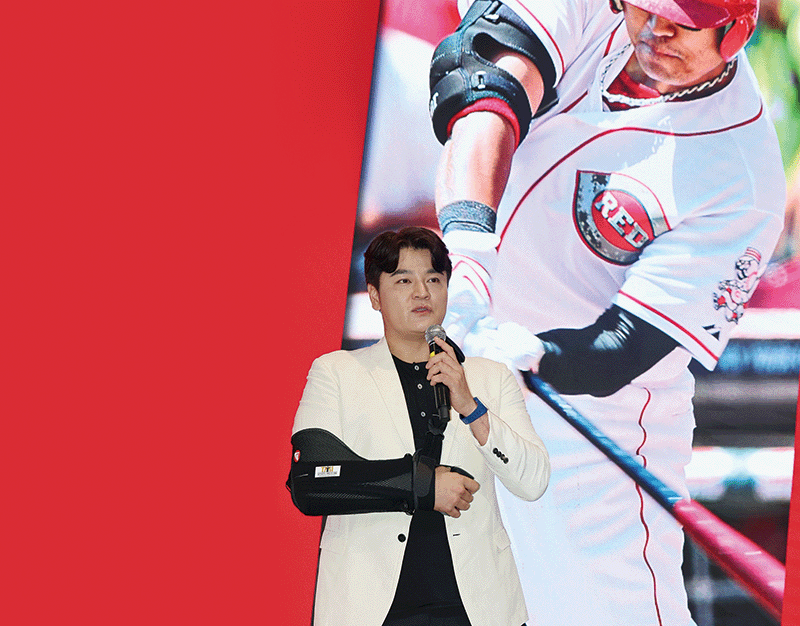 프로야구 SSG 랜더스의 추신수가 지난해 11월 7일 인천 연수구 경원재 앰배서더 인천에서 열린 은퇴 기자회견에서 은퇴소감을 발표하고 있다. photo 뉴시스