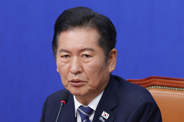 정청래 더불어민주당 대표가 29일 서울 여의도 국회에서 열린 민주당 최고위원회의에서 발언하고 있다. photo 뉴스1