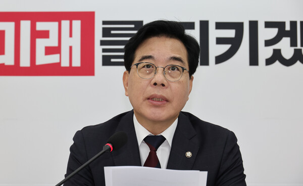 송언석 국민의힘 원내대표가 지난 2일 오전 서울 여의도 국회에서 현안 관련 기자간담회를 하고 있다. photo.뉴시스