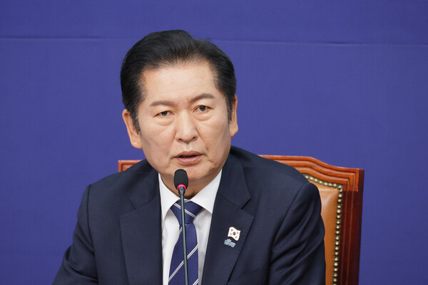 정청래 더불어민주당 대표가 12일 서울 여의도 국회에서 열린 최고위원회의에서 발언하고 있다. photo 뉴스1