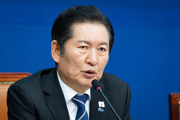 정청래 더불어민주당 대표가 20일 서울 여의도 국회에서 열린 호남발전과제 보고회에서 모두 발언을 하고 있다. photo 뉴스1