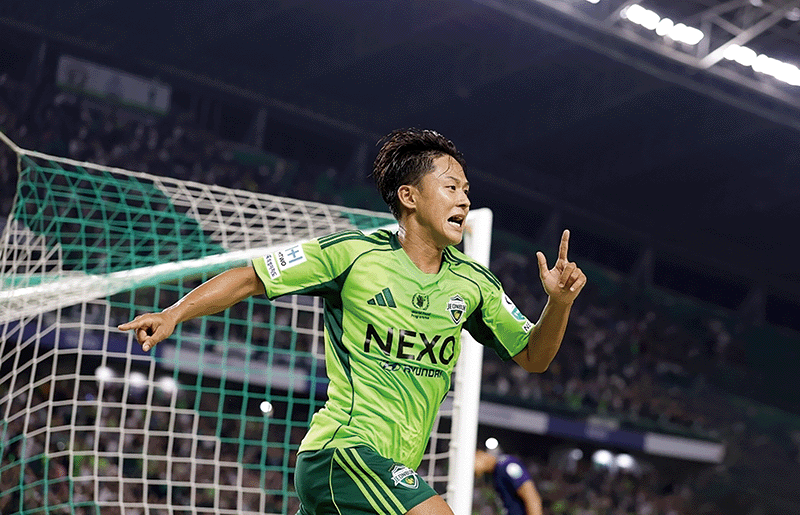 지난 8월 8일 전북 전주시 덕진구 전주월드컵경기장에서 열린 하나은행 K리그1 2025 25라운드 전북 현대모터스와 FC 안양의 경기에서 전북 이승우가 결승골을 성공시킨 뒤 기뻐하고 있다. photo 뉴스1