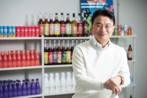 "K-콤부차의 세계화 필요한 시점 글로벌 시장 연 20%씩 성장 중" - 뉴스 썸네일 이미지