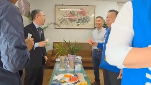 김문수 "따까리 할라믄 공무원 해야제"…공직 비하 발언 파장